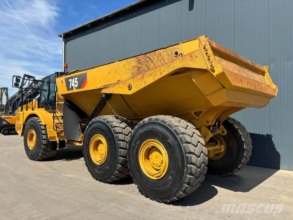 CAT 745 04A Dumpperit