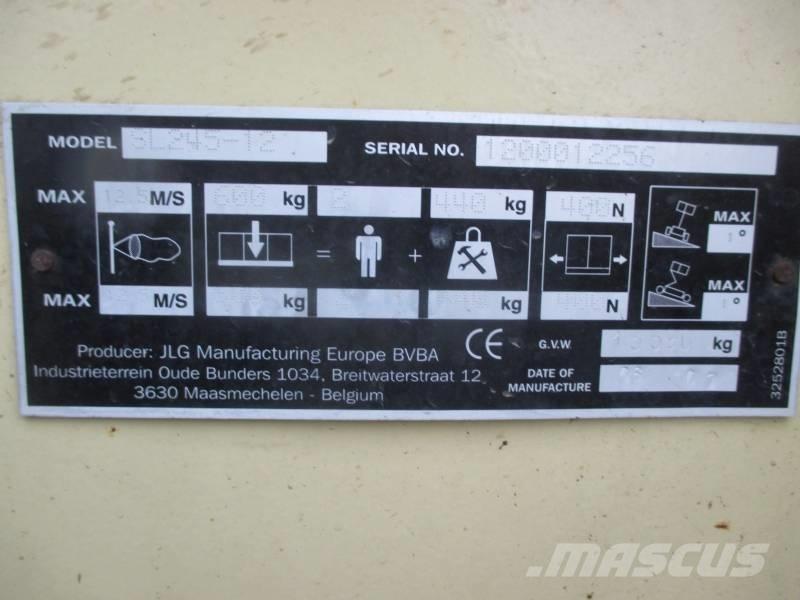 JLG Liftlux 245-12 Saksilavat