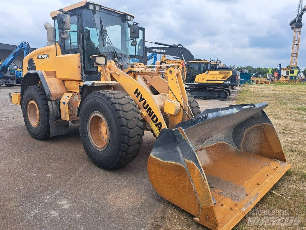 Hyundai HL940 Pyöräkuormaajat