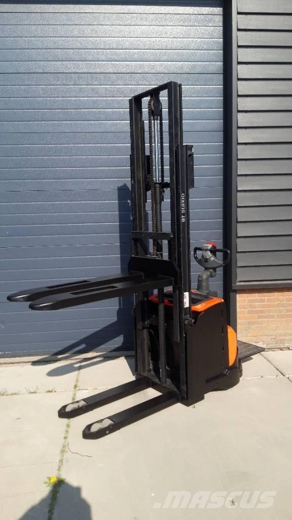 BT SWE 120 Ajettavat pinoamisvaunut