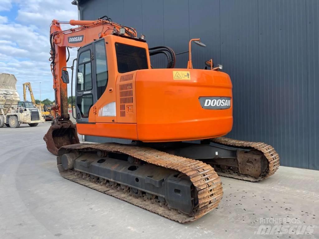 Doosan DX235LCR Telakaivukoneet
