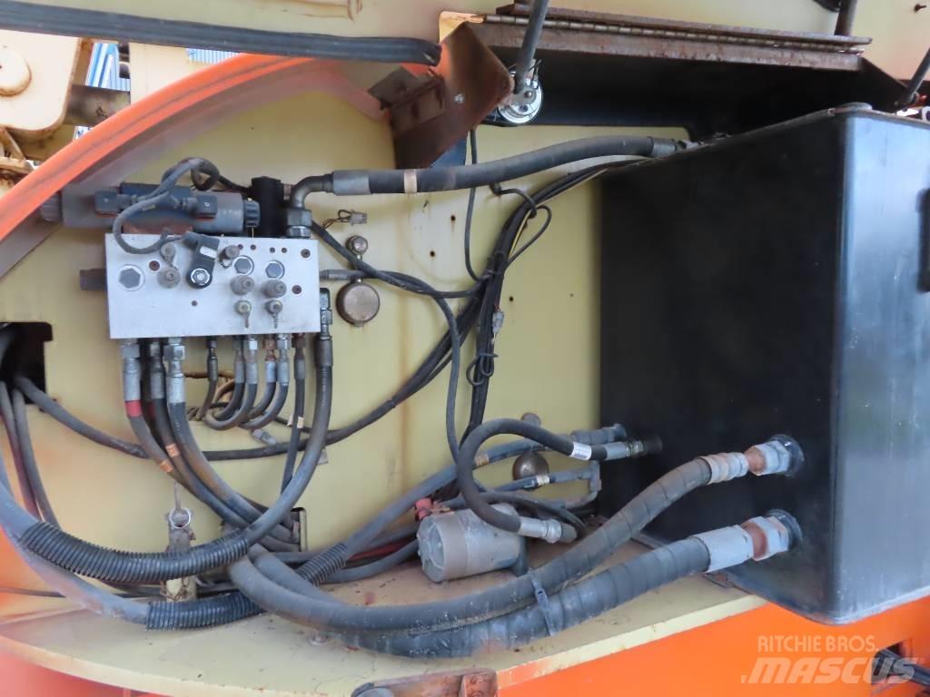 JLG 860 SJ Teleskooppipuominostimet