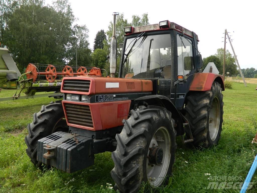 International 956 XL Traktorit