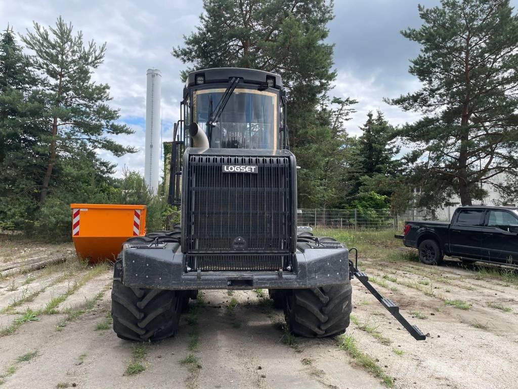 Logset 8F Kuormatraktorit