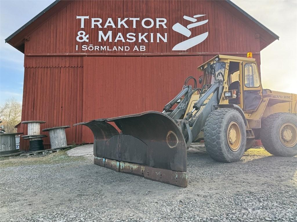 Uni-väg 320 Vikplog Lumiaurat