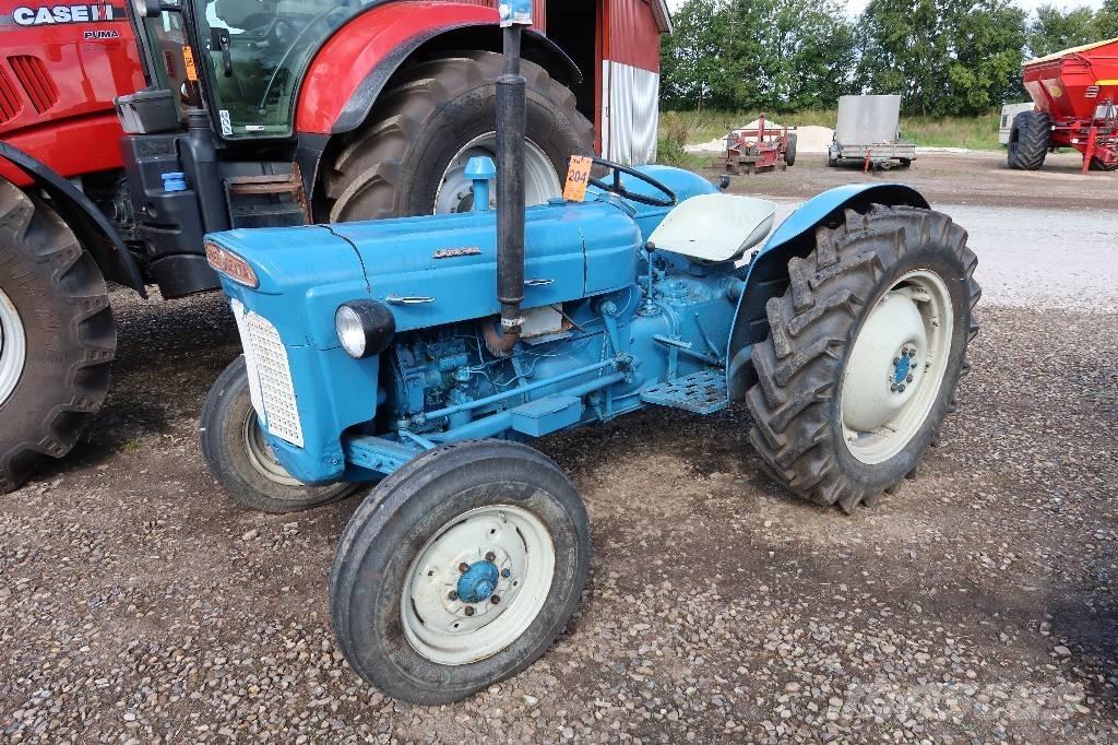 Fordson Super Dexta Traktorit