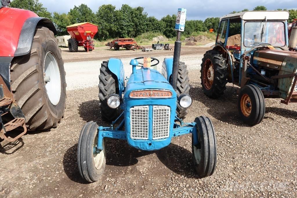 Fordson Super Dexta Traktorit