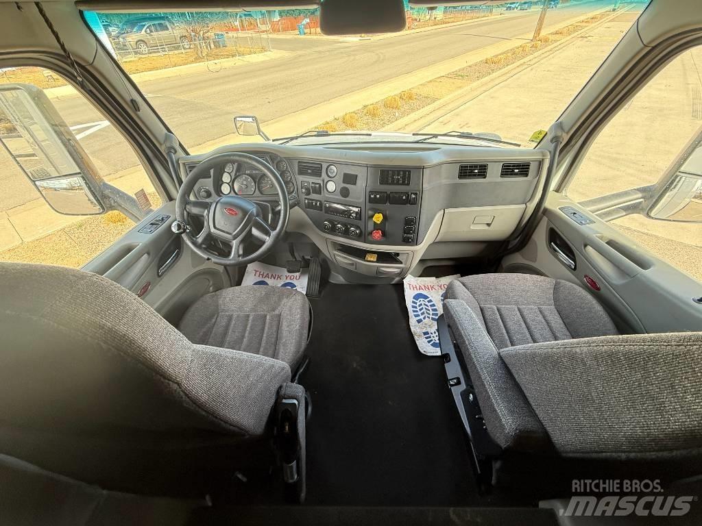 Peterbilt 579 Vetopöytäautot