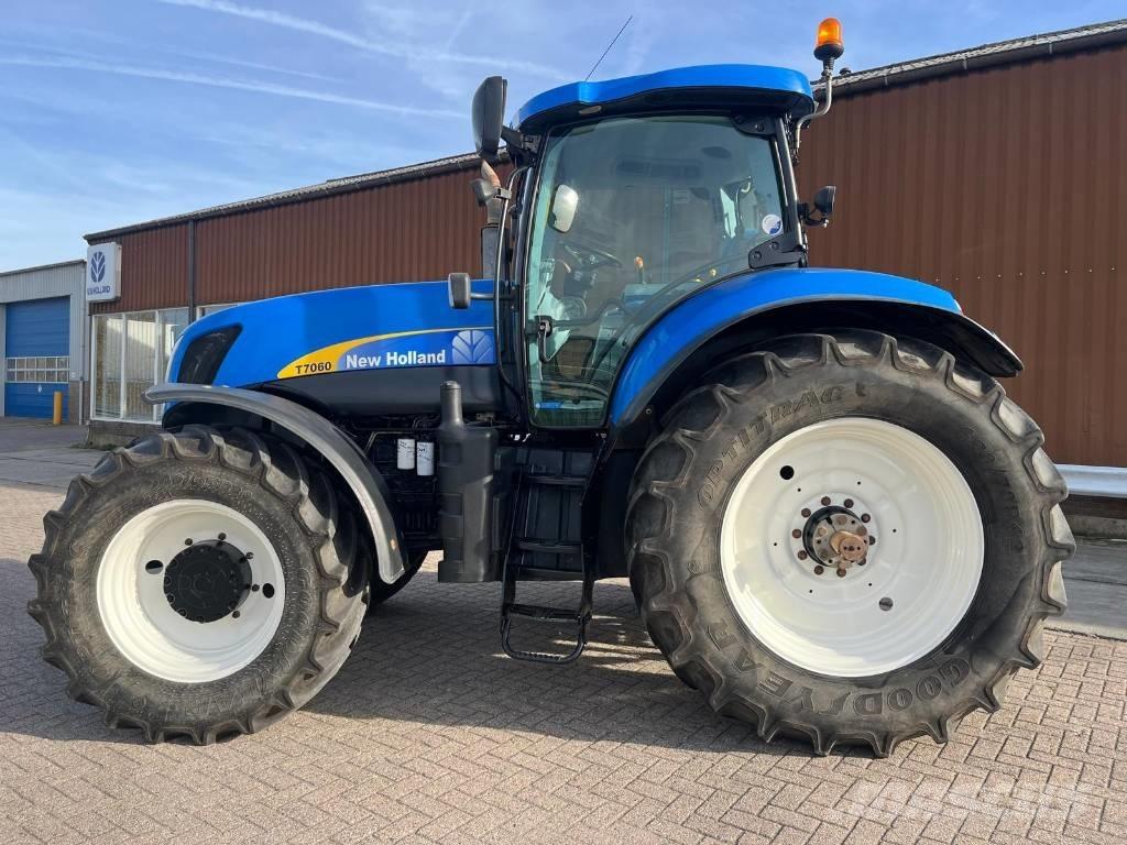 New Holland T7060 Traktorit