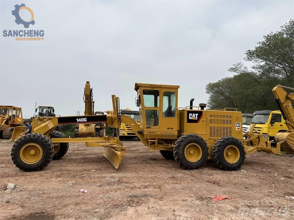 CAT 140 G Tiehöylät