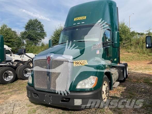 Kenworth T680 Vetopöytäautot