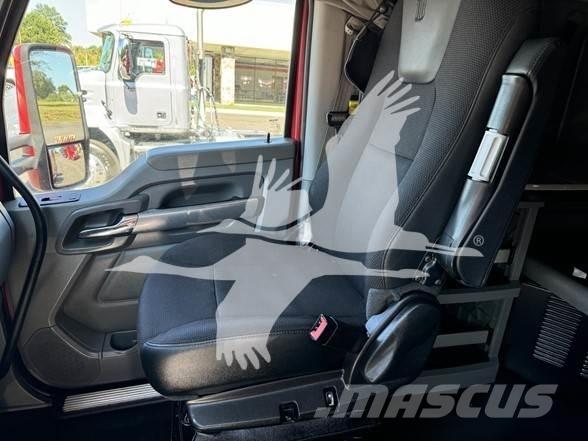 Kenworth T680 Vetopöytäautot