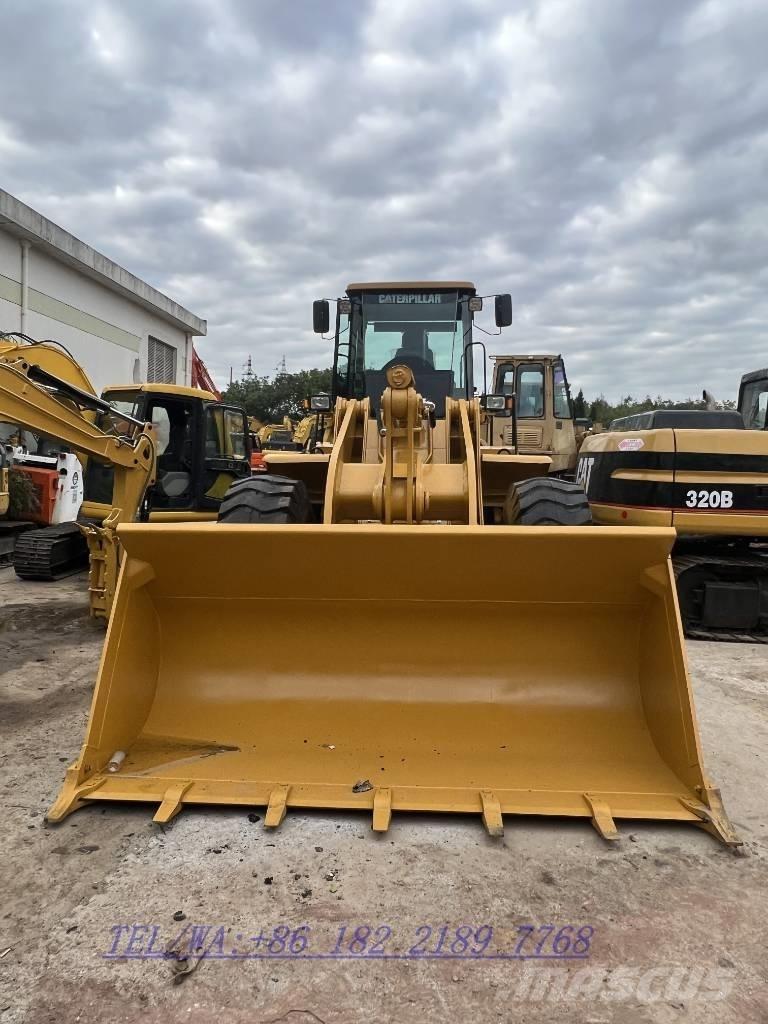 CAT 966L Pyöräkuormaajat