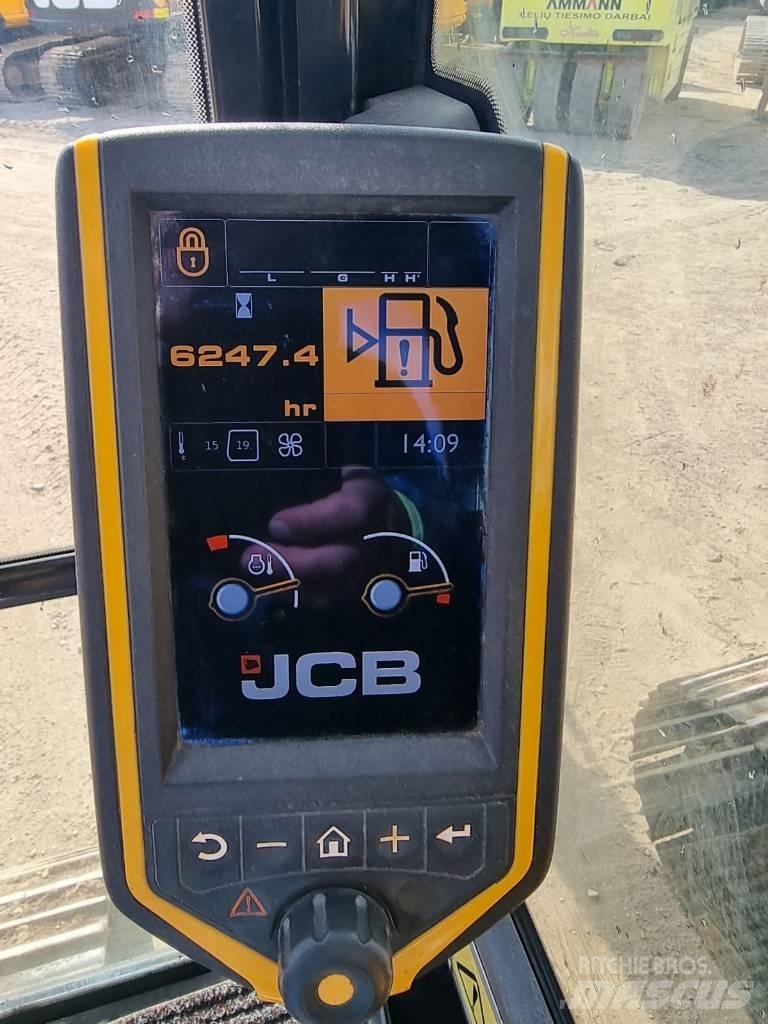 JCB JS 130 LC Telakaivukoneet