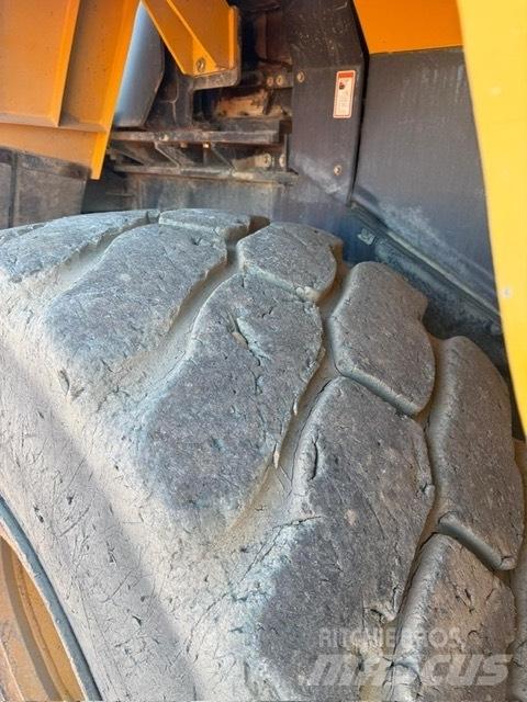 LiuGong CLG 877H Pyöräkuormaajat