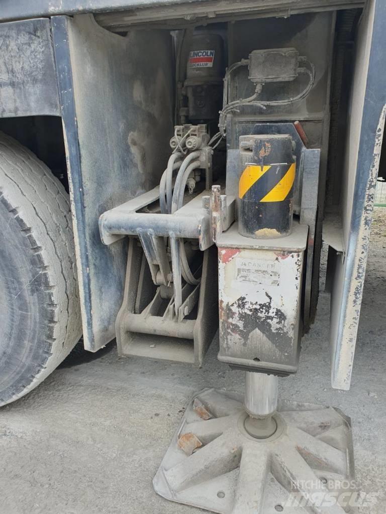 Grove GMK 5130 Mobiilinosturit