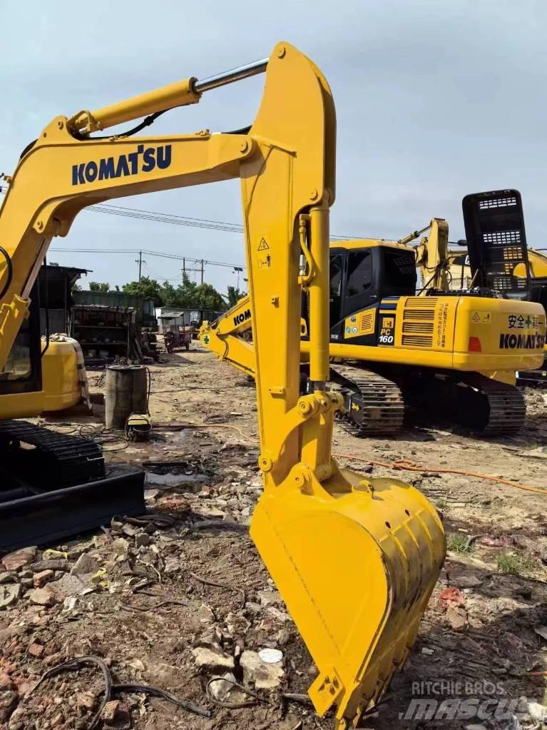 Komatsu PC 56 Minikaivukoneet < 7t