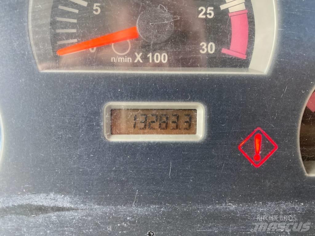 CAT 422 F TURBO Kaivurikuormaajat