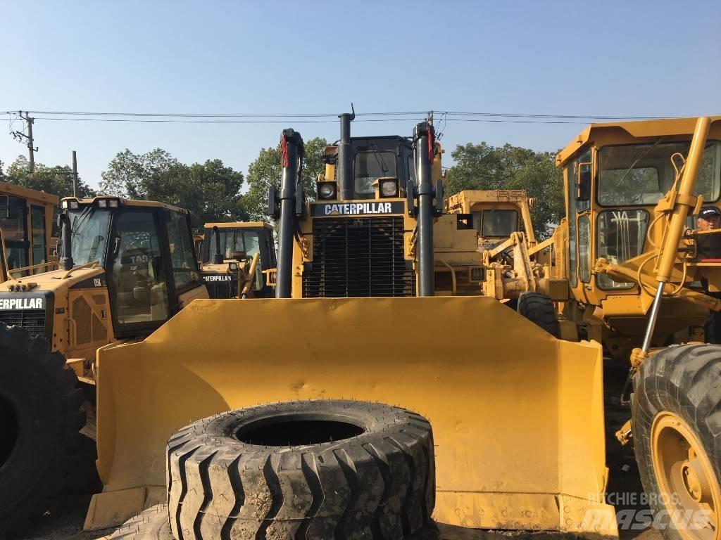 CAT D 7 H Telaketjupuskutraktorit