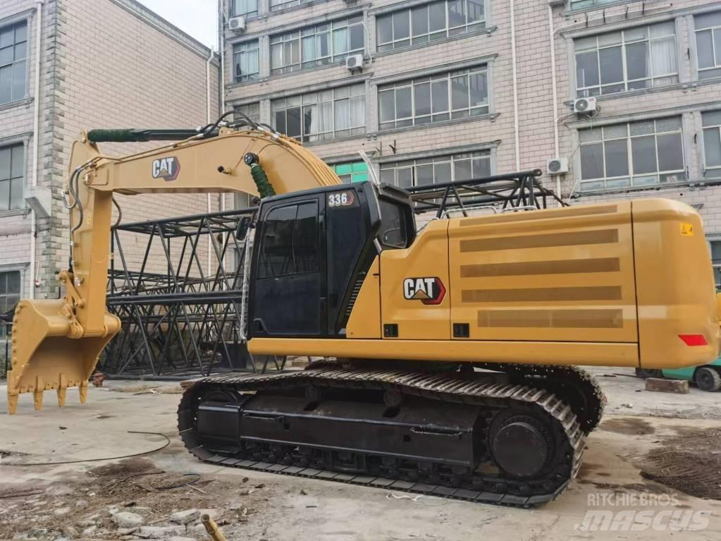 CAT 330 Telakaivukoneet