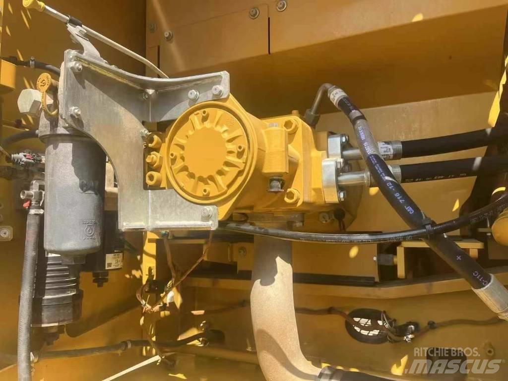 CAT 330 Telakaivukoneet