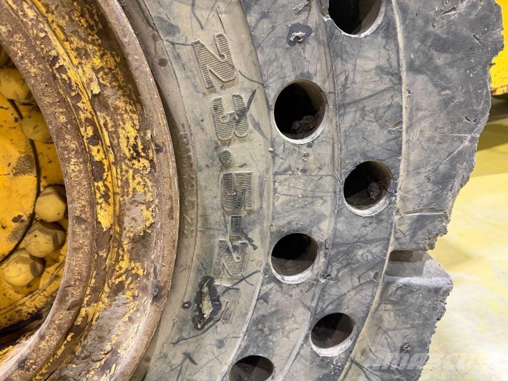 Magnapower 23.5-25 Renkaat ja vanteet