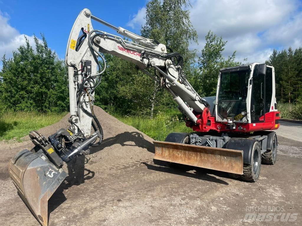 Takeuchi 395W Pyöräkaivukoneet