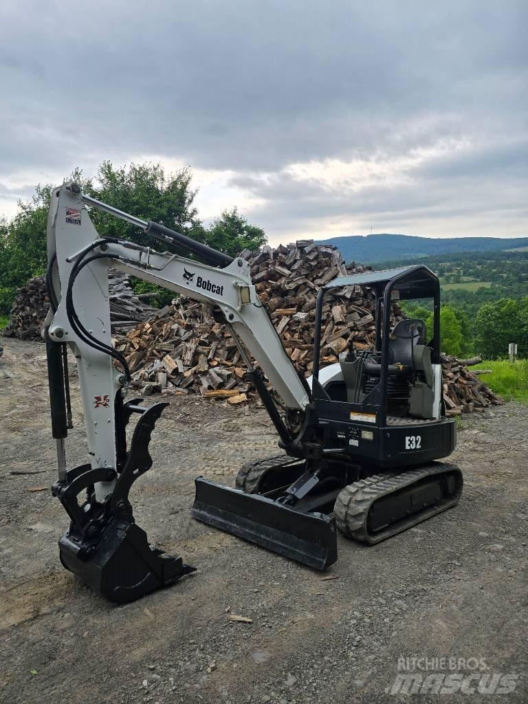 Bobcat E 32 Minikaivukoneet < 7t