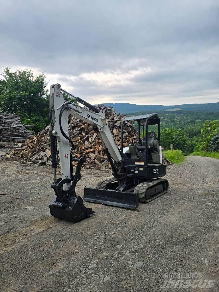 Bobcat E 32 Minikaivukoneet < 7t