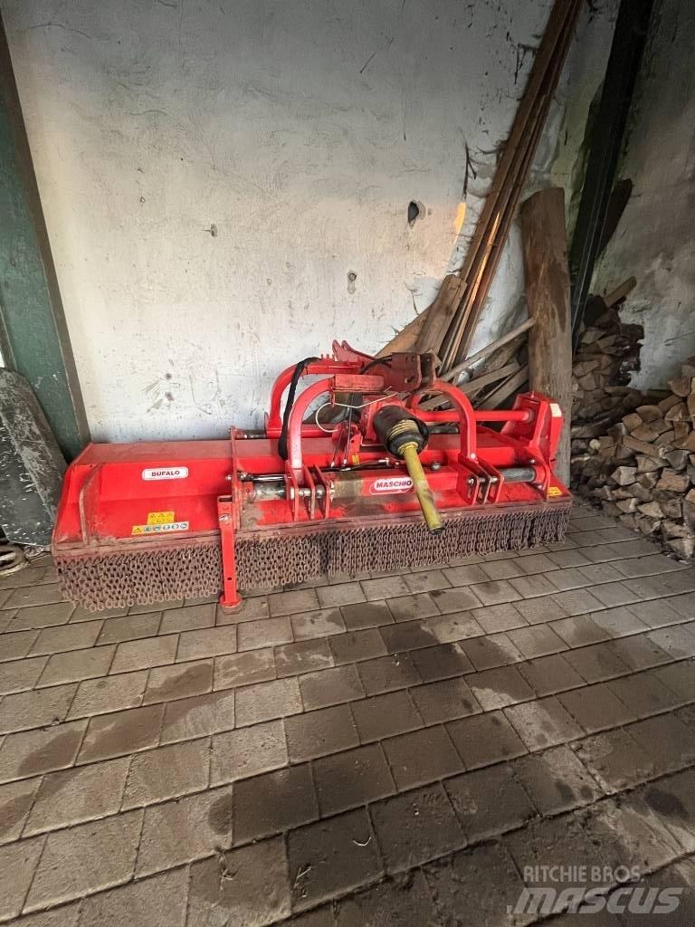 Maschio Bufalo 280 Kesantoleikkurit ja -murskaimet