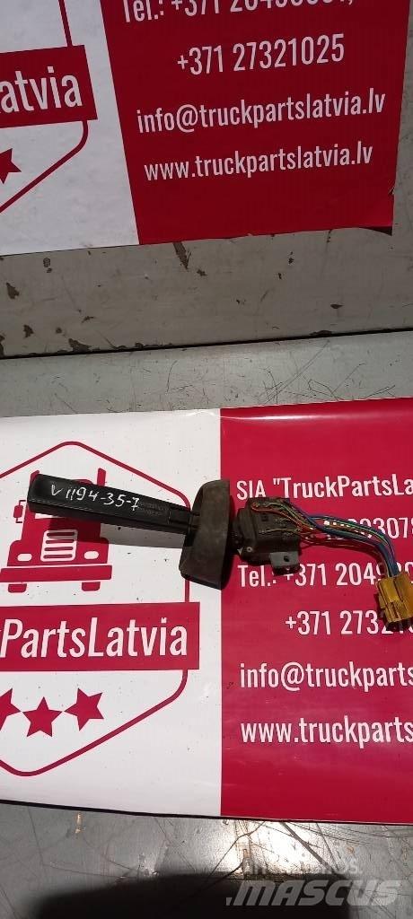 Volvo FH 12.   1624133 Ohjaamot ja sisustat