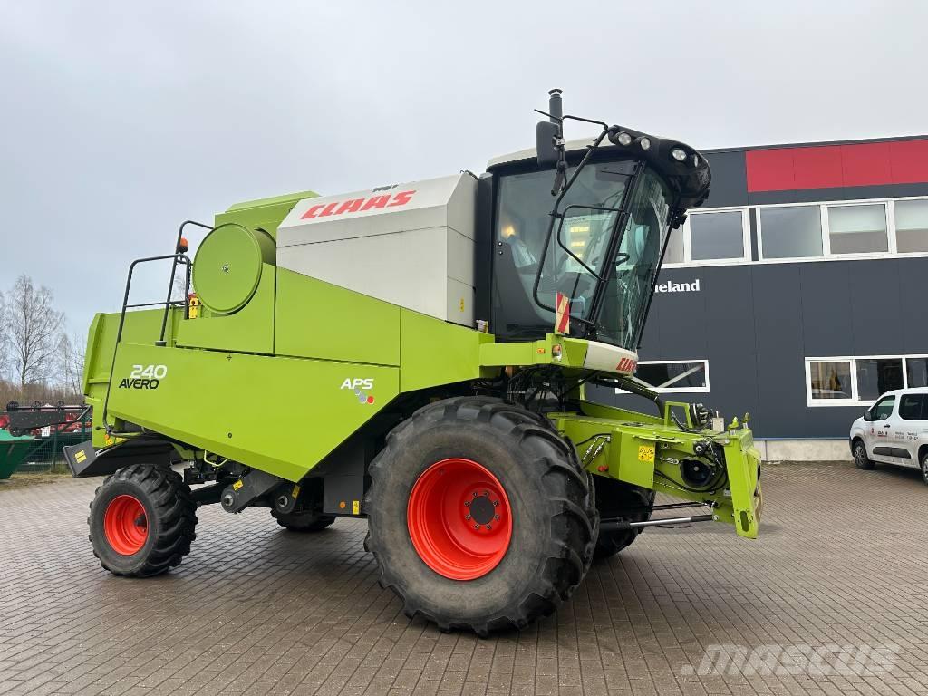 CLAAS Avero 240 Leikkuupuimurit