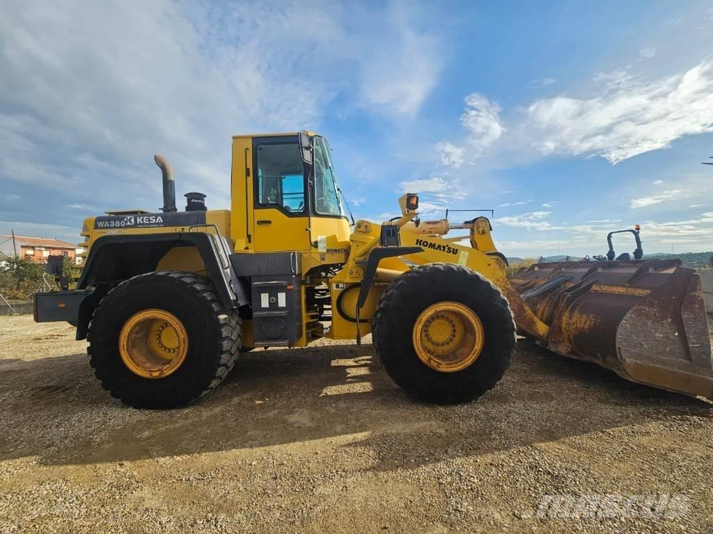 Komatsu WA 380-3H Pyöräkuormaajat