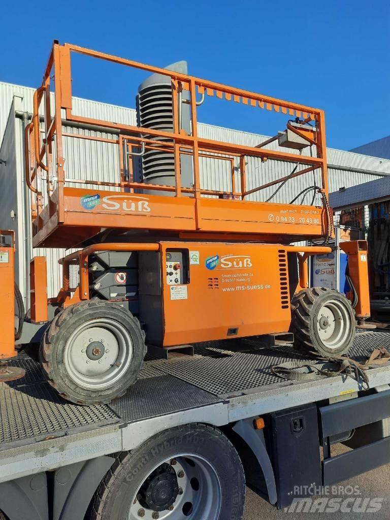 SkyJack SJ 6826 RT Saksilavat