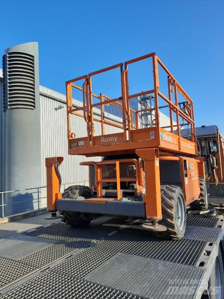 SkyJack SJ 6826 RT Saksilavat