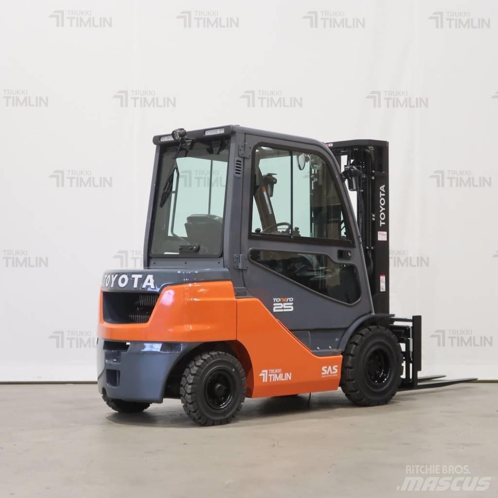 Toyota 52-8FDF25 Dieseltrukit