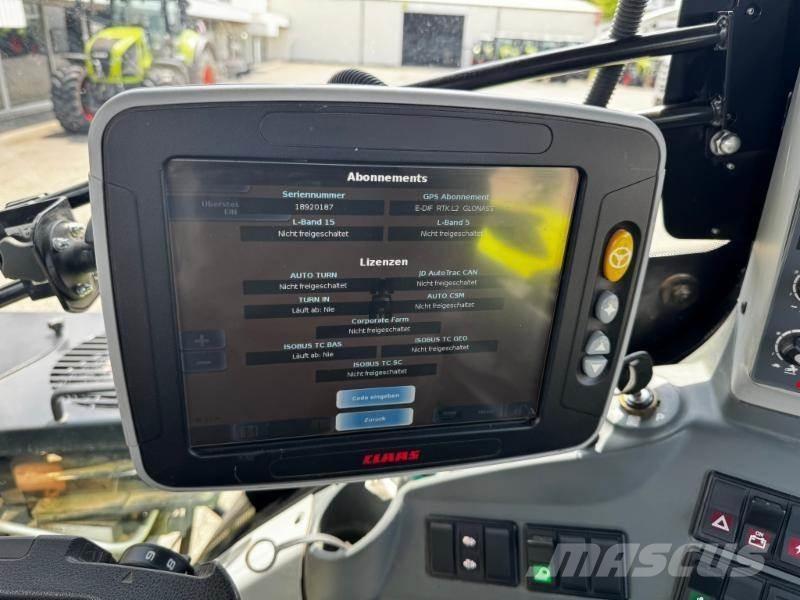 CLAAS AXION 830 Traktorit