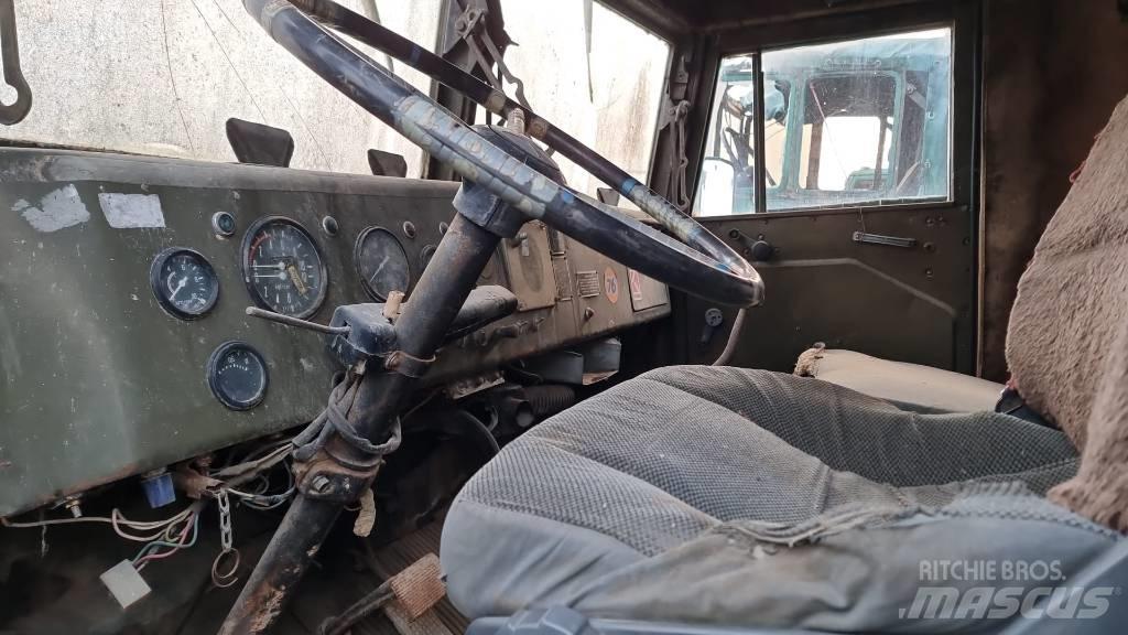 Kraz 255 B 6x6 Sora- ja kippiautot