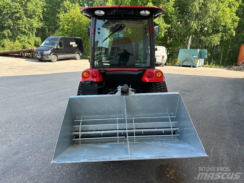 Shibaura traktor Taajamatraktorit