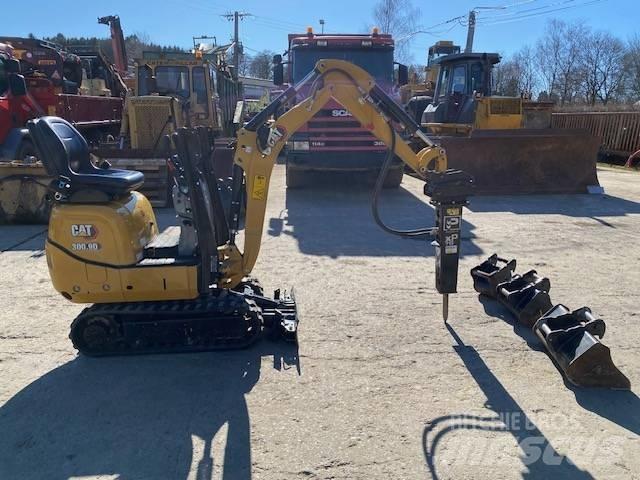 CAT 300.9 D Minikaivukoneet < 7t