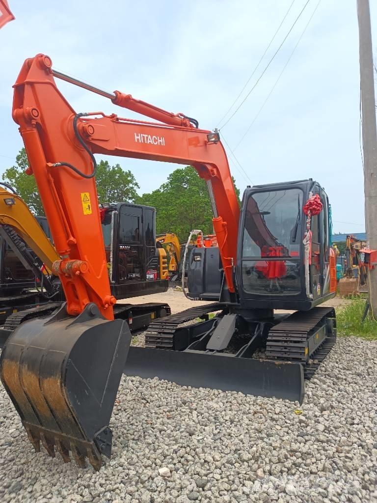 Hitachi ZX 70 Midikaivukoneet 7t - 12t