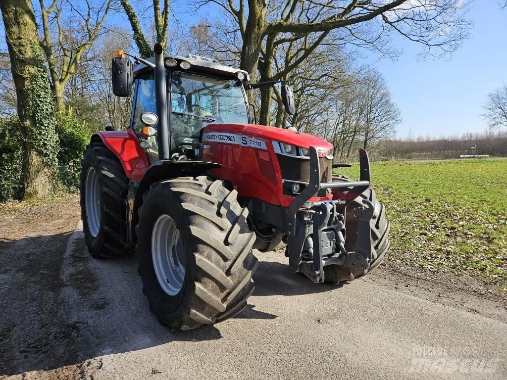 Massey Ferguson 7719 Traktorit