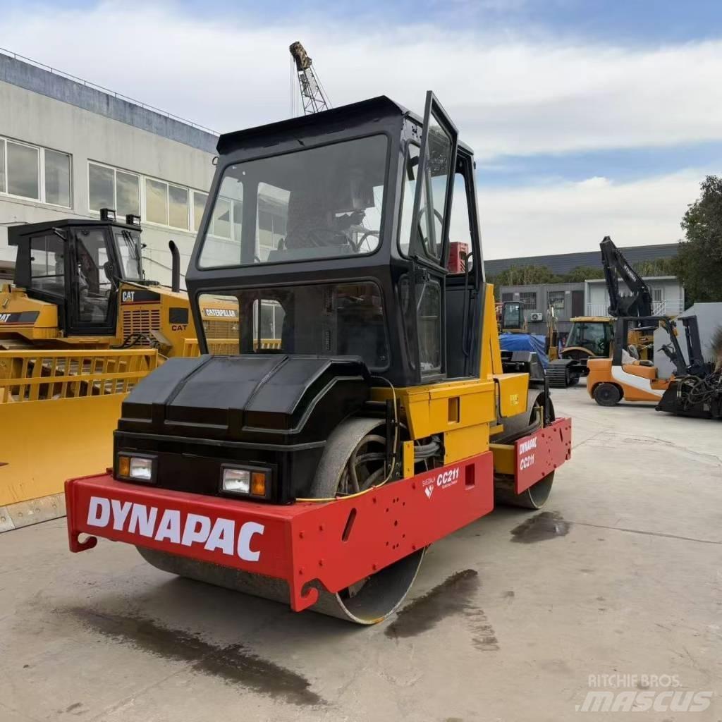 Dynapac CC 211 Tandemjyrät