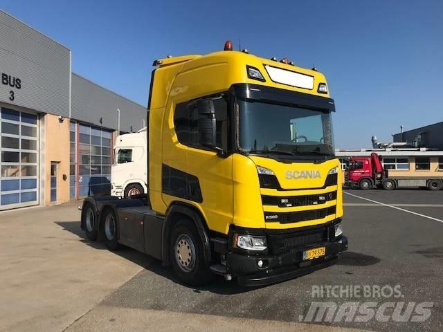 Scania R500 A6X4 Vetopöytäautot