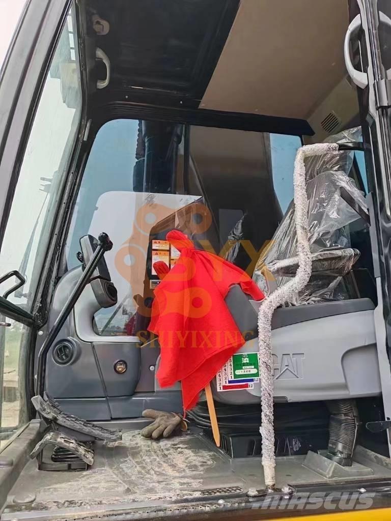 CAT 330 D Telakaivukoneet