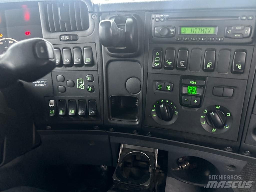 Scania R500 8X4 Vaihtolava-autot