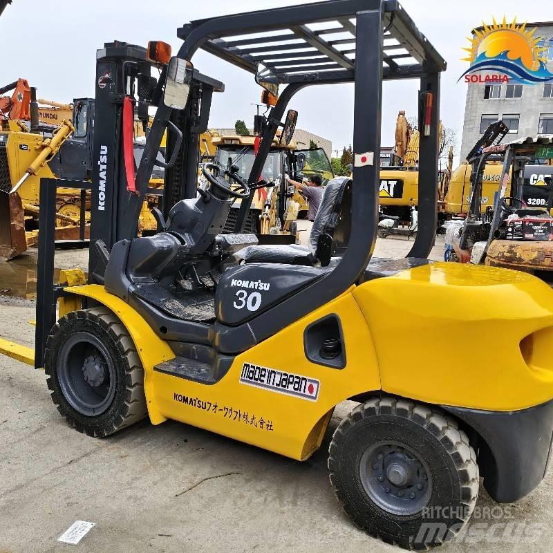 Komatsu 30 Dieseltrukit