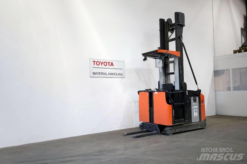 Toyota OME 100 H Välitasokeräilytrukit