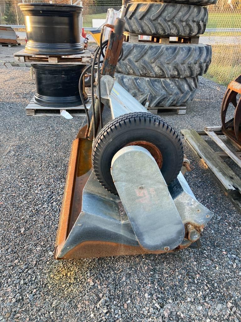 Fjärås 850/1800 Hiekan- ja suolanlevittimet