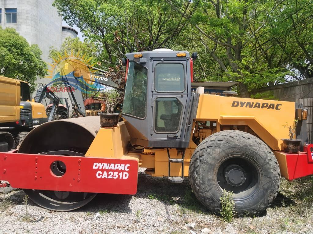 Dynapac CA 251 D Yksivalssijyrät